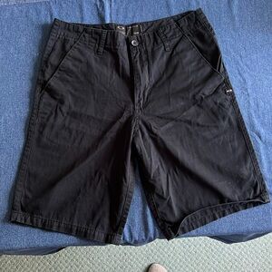 Oakley, men’s shorts, 32